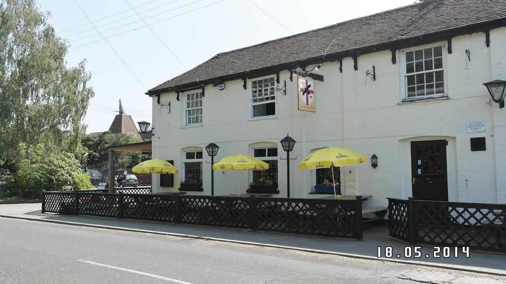 The Hawkenbury Bed & Breakfast Staplehurst Exterior photo
