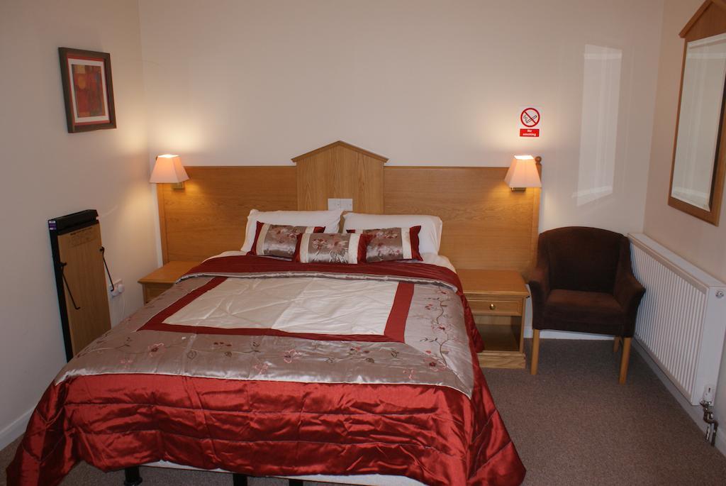 The Hawkenbury Bed & Breakfast Staplehurst Room photo