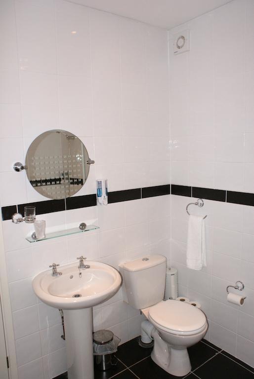 The Hawkenbury Bed & Breakfast Staplehurst Room photo
